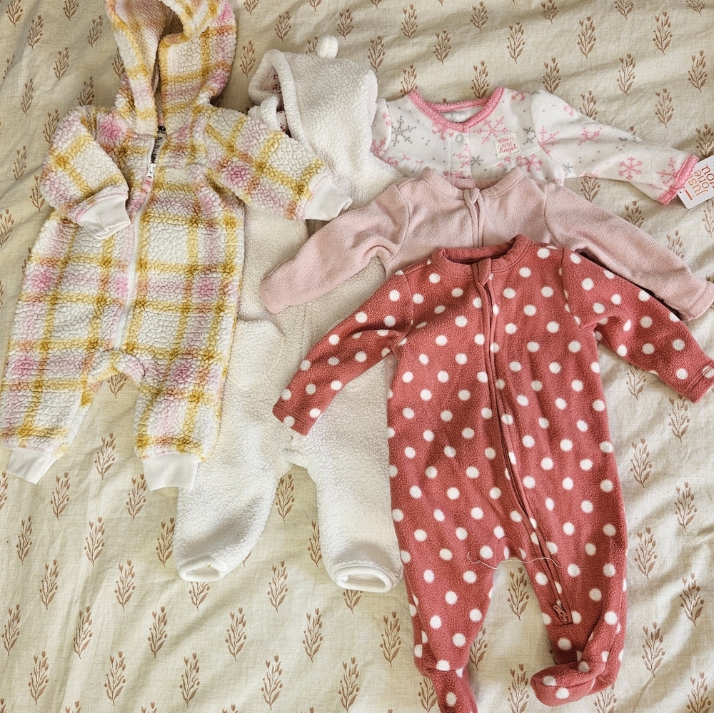 CARTERS/OLD NAVY 0-3 Month Winter Bundle Fleece Sherpa‎ Girls Pink White Warm